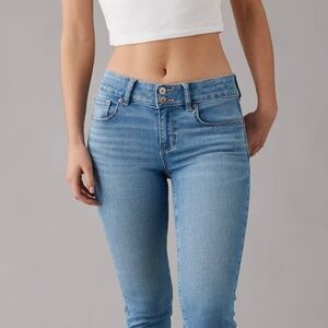 American Eagle Cropped Jeans